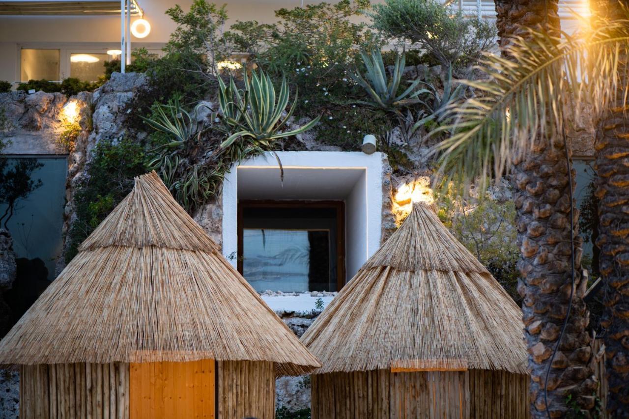 Grotta Palazzese Beach Hotel Полиняно а Маре Екстериор снимка