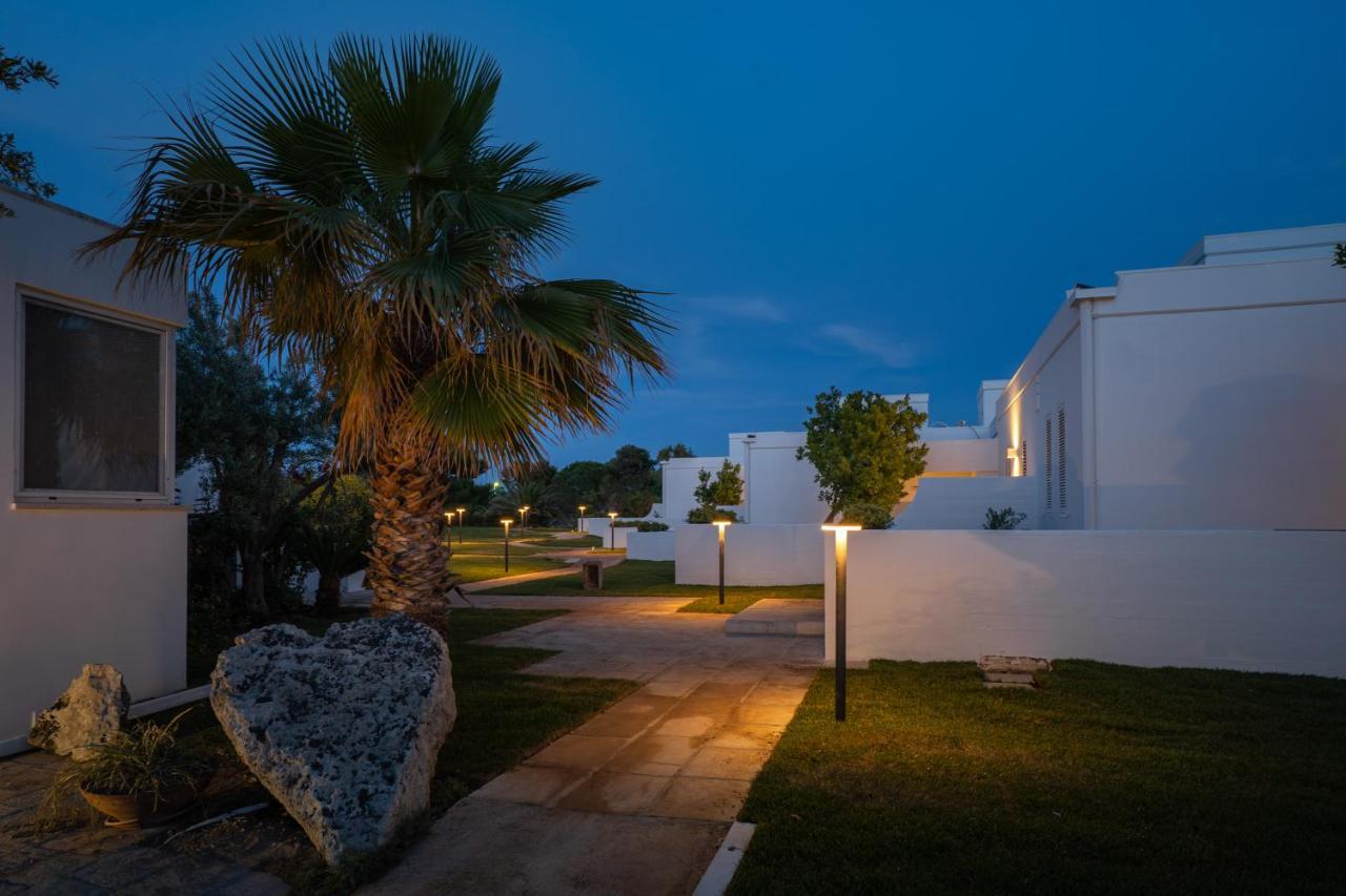 Grotta Palazzese Beach Hotel Полиняно а Маре Екстериор снимка